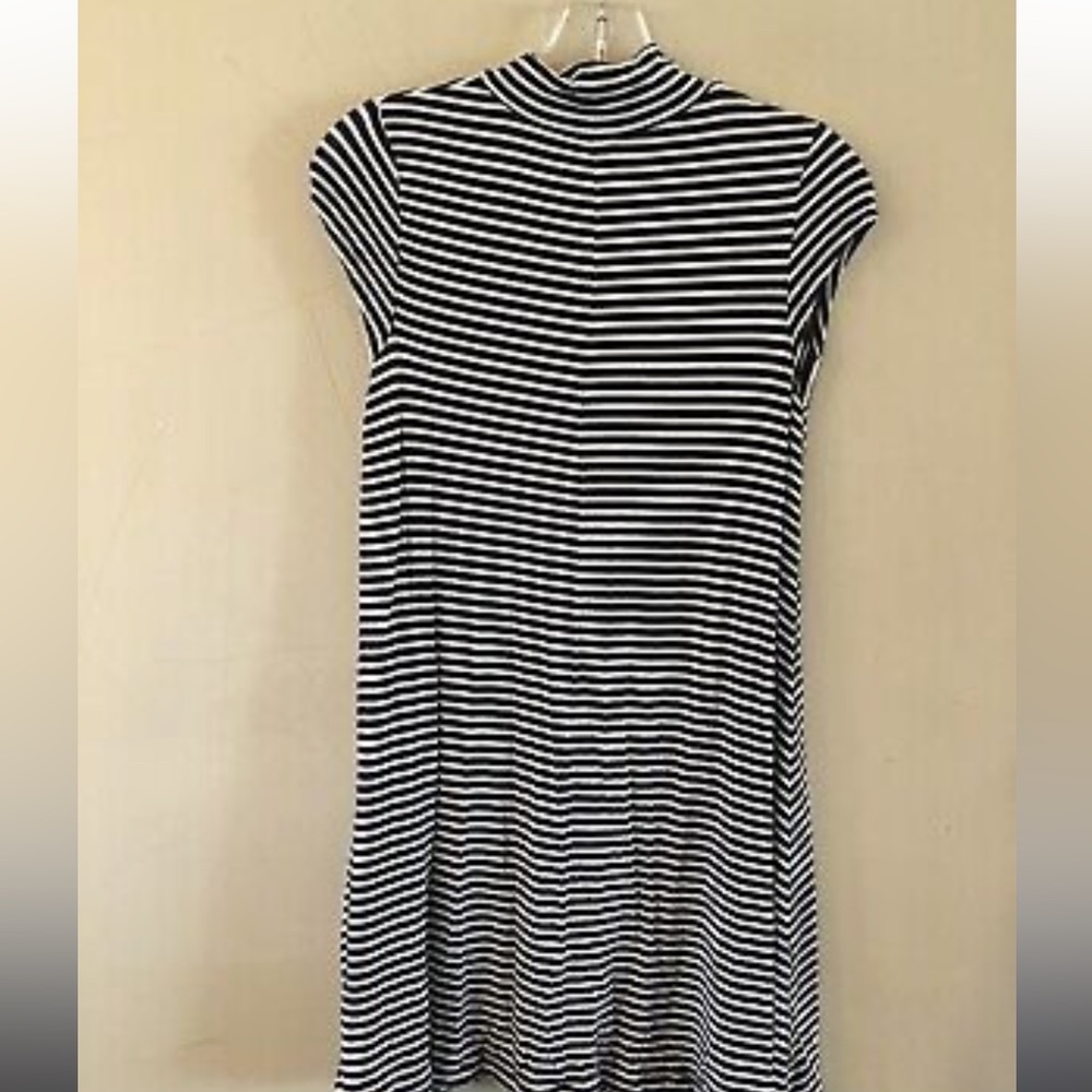 L.A. hearts black & white striped dress